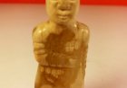 E24. 戰國玉人武士俑