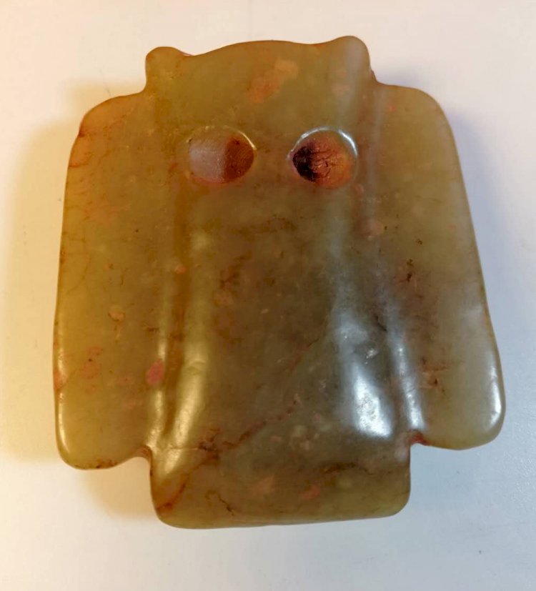 A024 紅山文化玉鴞