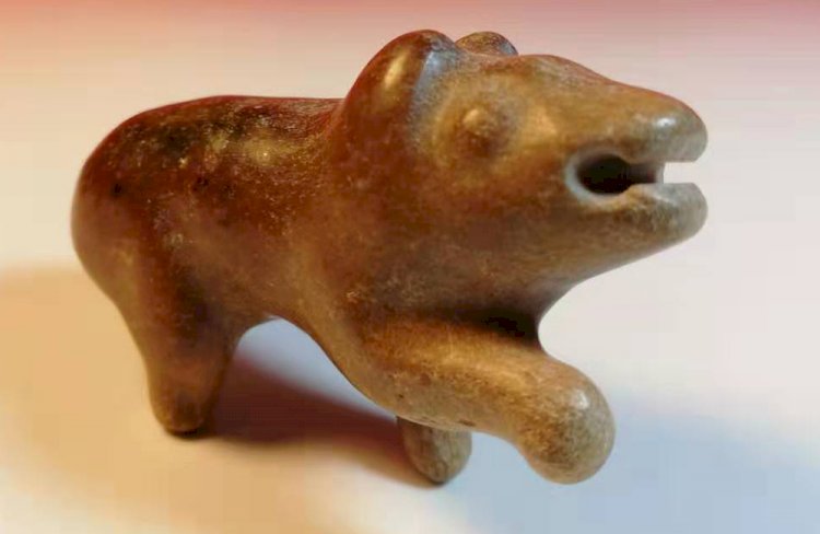 A045 Neolithic Jade Pig