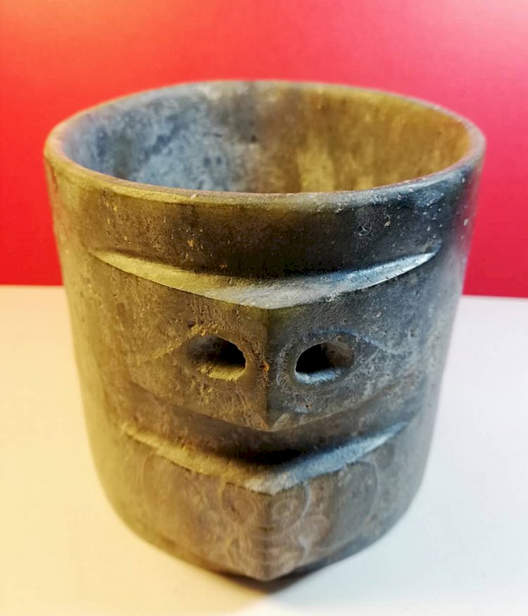 A032 良渚文化 鐲形大玉琮 