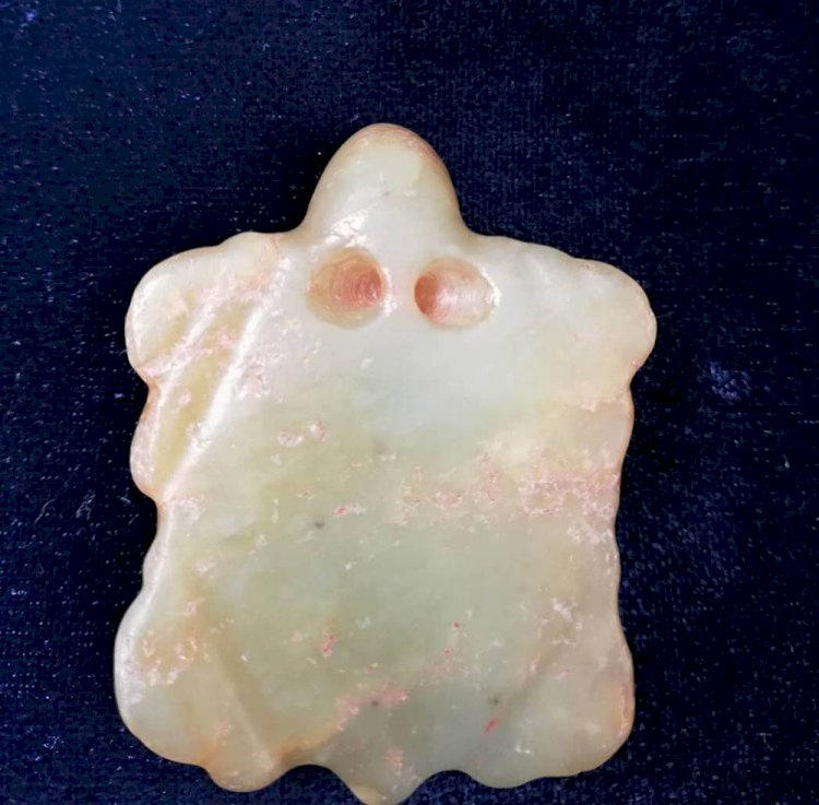 D.005 A Yellow Jade Turtle Pendant
