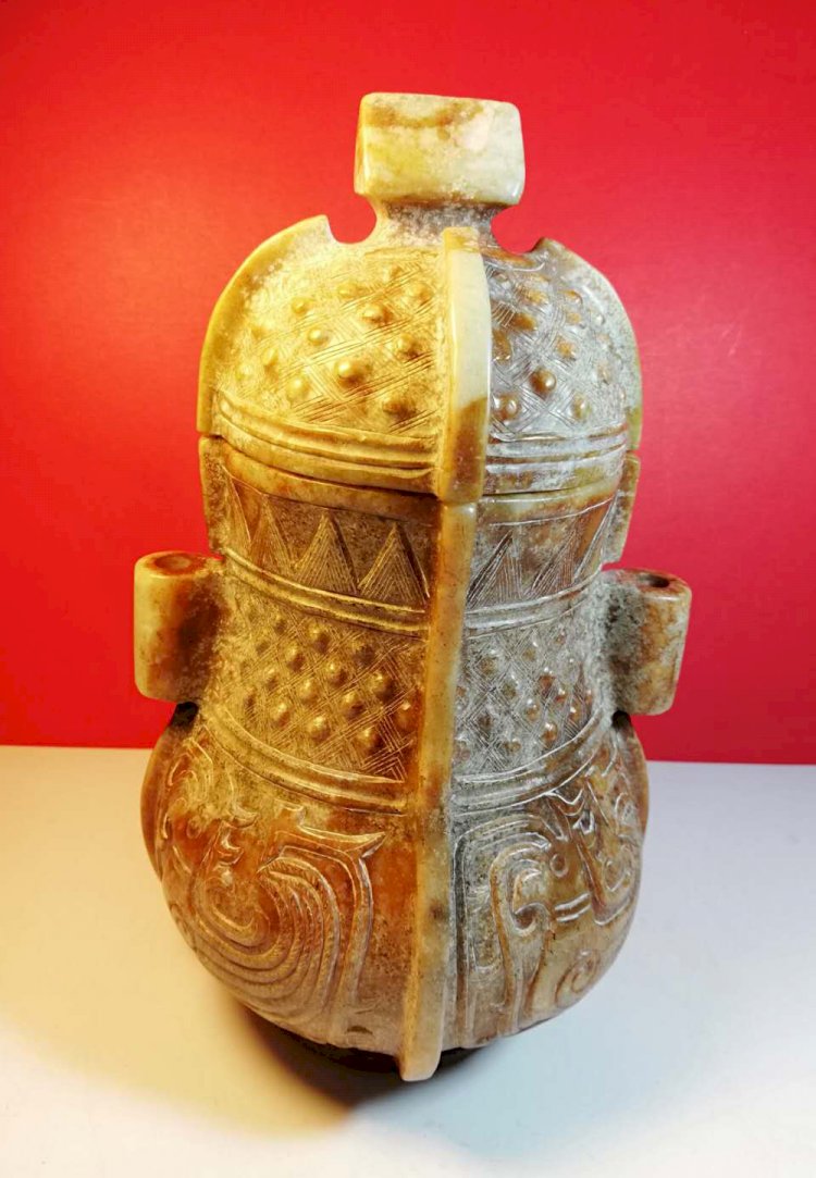 E51 春秋戰國 有蓋雙耳大玉尊宗廟祭器