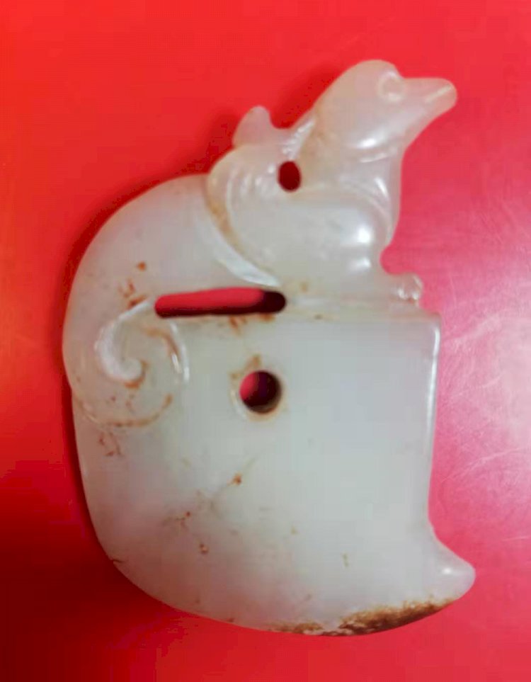 E70 戰國 刀斧形玉珮