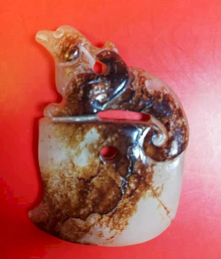 E70 戰國 刀斧形玉珮