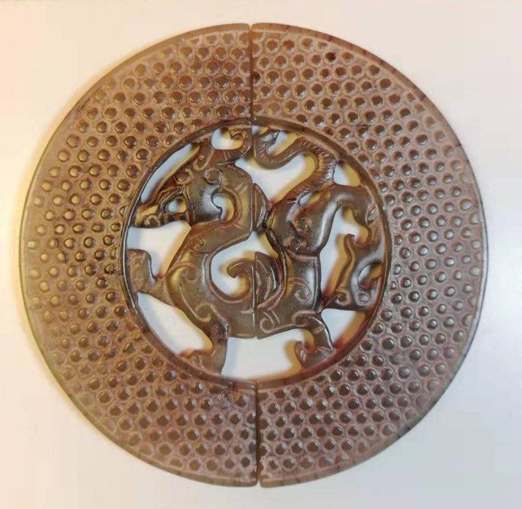 E80 戰國 玉鏤空虎紋合璧