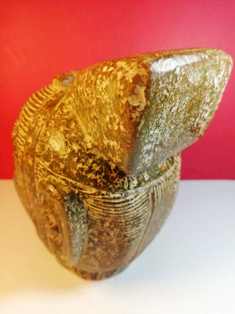 F002秦代 大型秦國將士玉人首