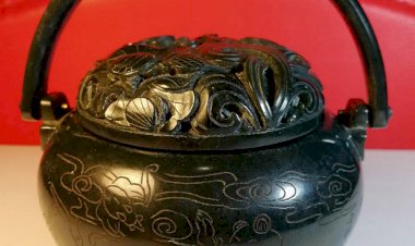 L001.宮廷御用--墨玉提梁壼一對(金代)