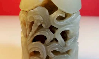 L012 金代 秋山玉嵌飾