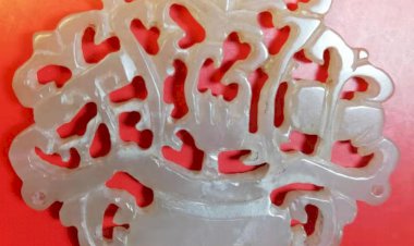 N006 Green Jade Carved Flower Bonsai