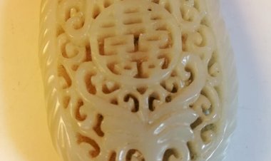 Q004.清代后妃白玉花薰