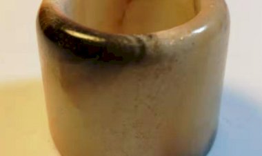 Q010 清代 玉板指