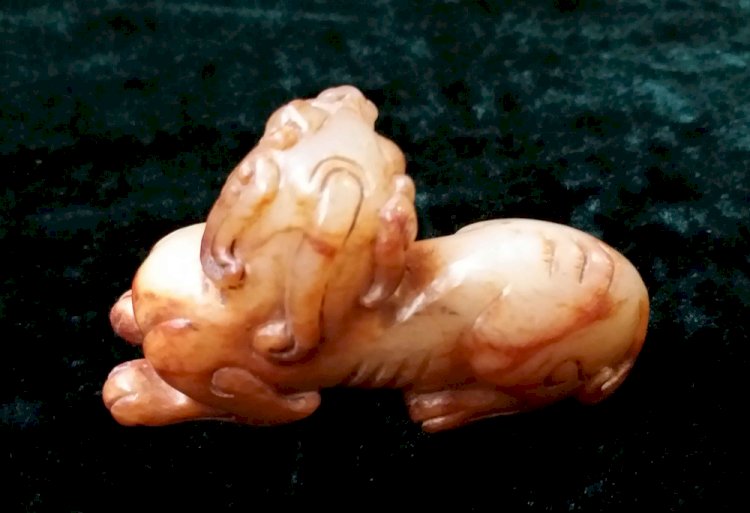 H003.六朝紅黃玉辟邪