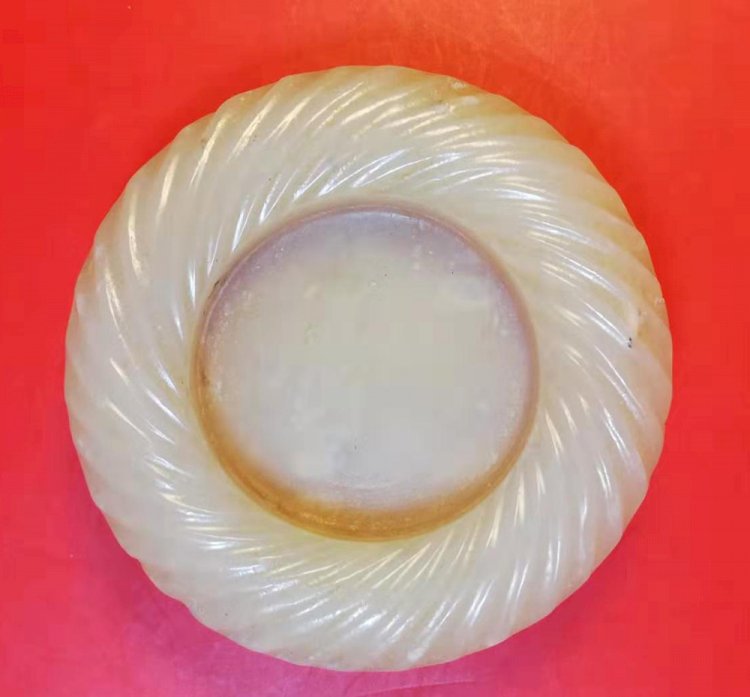 L010 金代 白玉秋山松鹿圓形飾