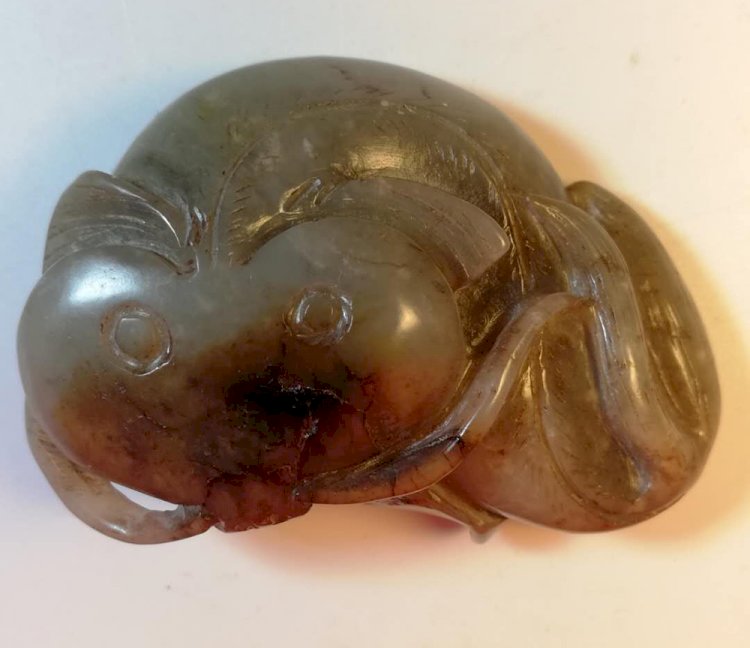 M004 元代 雕魚玉珮飾