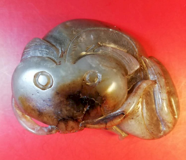 M004 元代 雕魚玉珮飾