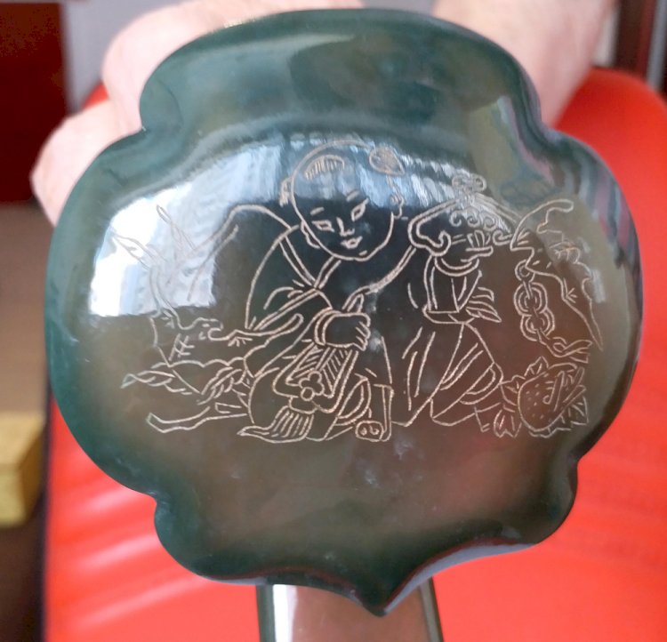 Q002. 清代乾隆:痕都斯坦玉 --- 靈芝如意